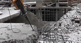Демонтаж монолитного перекрытия в Минусинске - Профессиональная разборка от 823 руб.
