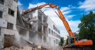 Промышленный демонтаж зданий Минусинск, цена от 2931 руб.
